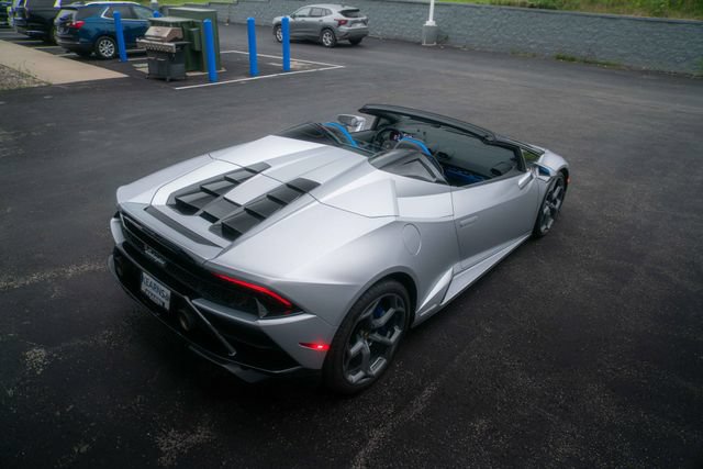 Used 2023 Lamborghini Huracan EVO RWD image 36