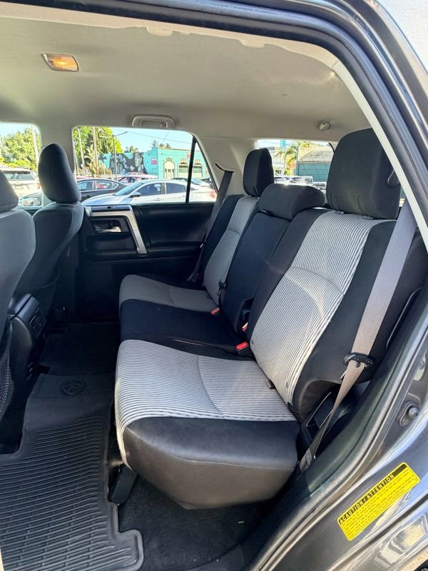 Used 2016 Toyota 4Runner SR5 image 25