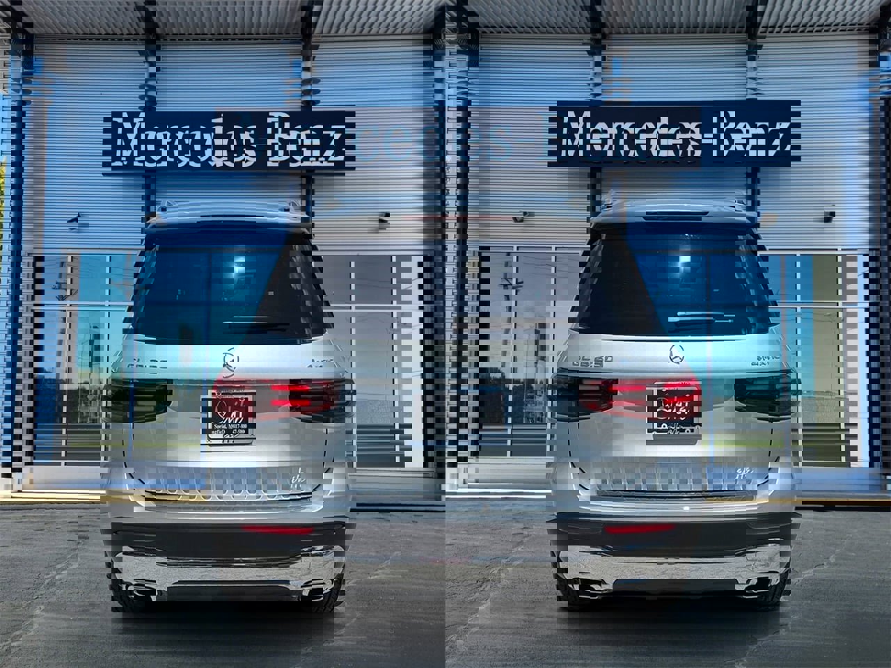 New 2026 Mercedes-Benz GLB 250 4MATIC image 5