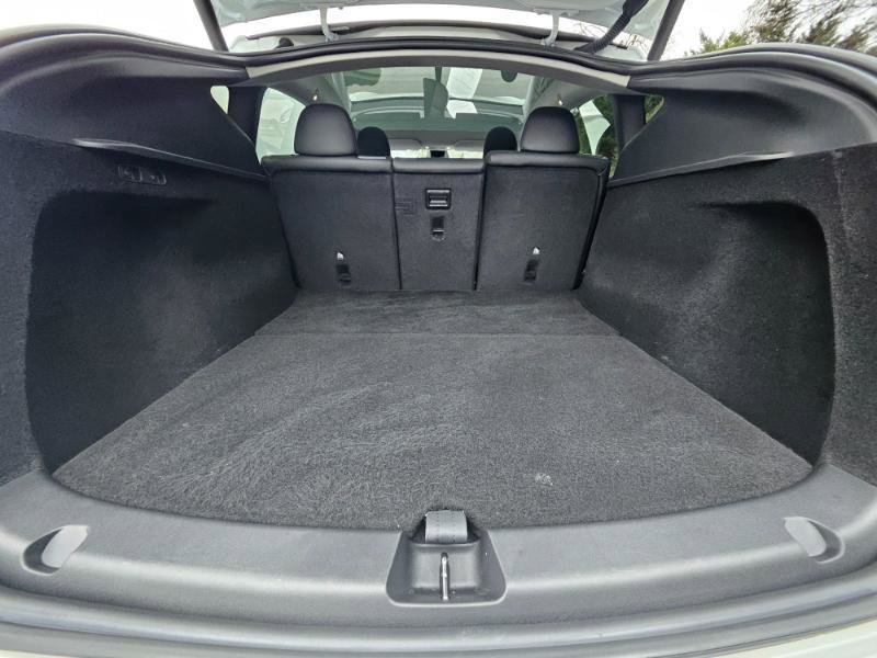 Used 2024 Tesla Model Y Long Range image 67