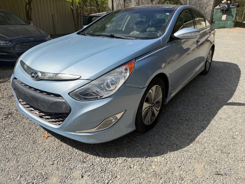Used 2015 Hyundai Sonata Limited w/ Option Group 02 image 1