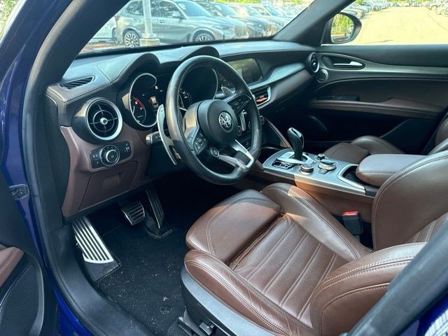 Used 2021 Alfa Romeo Stelvio Ti Sport AWD/4WD image 8