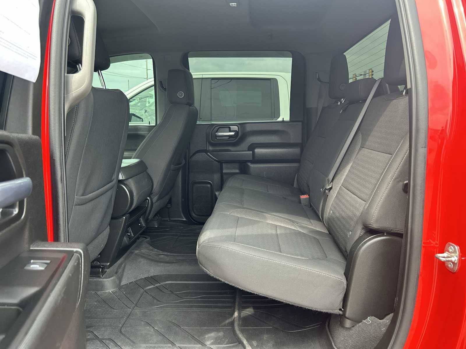 Used 2022 Chevrolet Silverado 2500 LT w/ Snow Plow Prep/Camper Package image 23