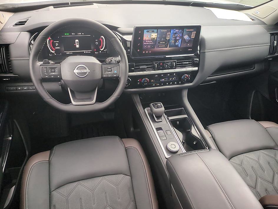 Used 2026 Nissan Pathfinder Platinum w/ Cargo Package AWD/4WD image 28