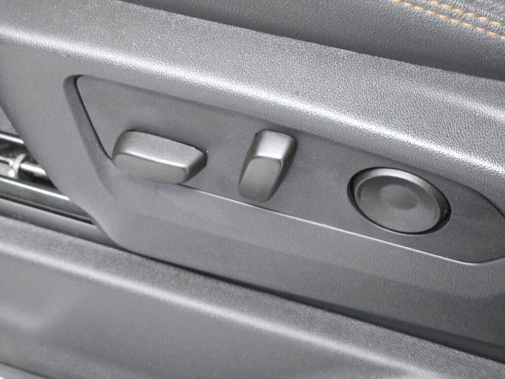 Used 2025 GMC Sierra 1500 AT4 w/ AT4 Premium Package image 29