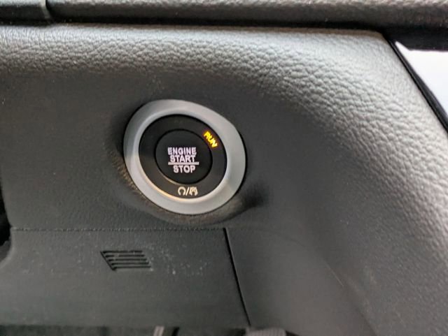 New 2026 Chrysler Pacifica Select w/ S Appearance Package FWD image 21