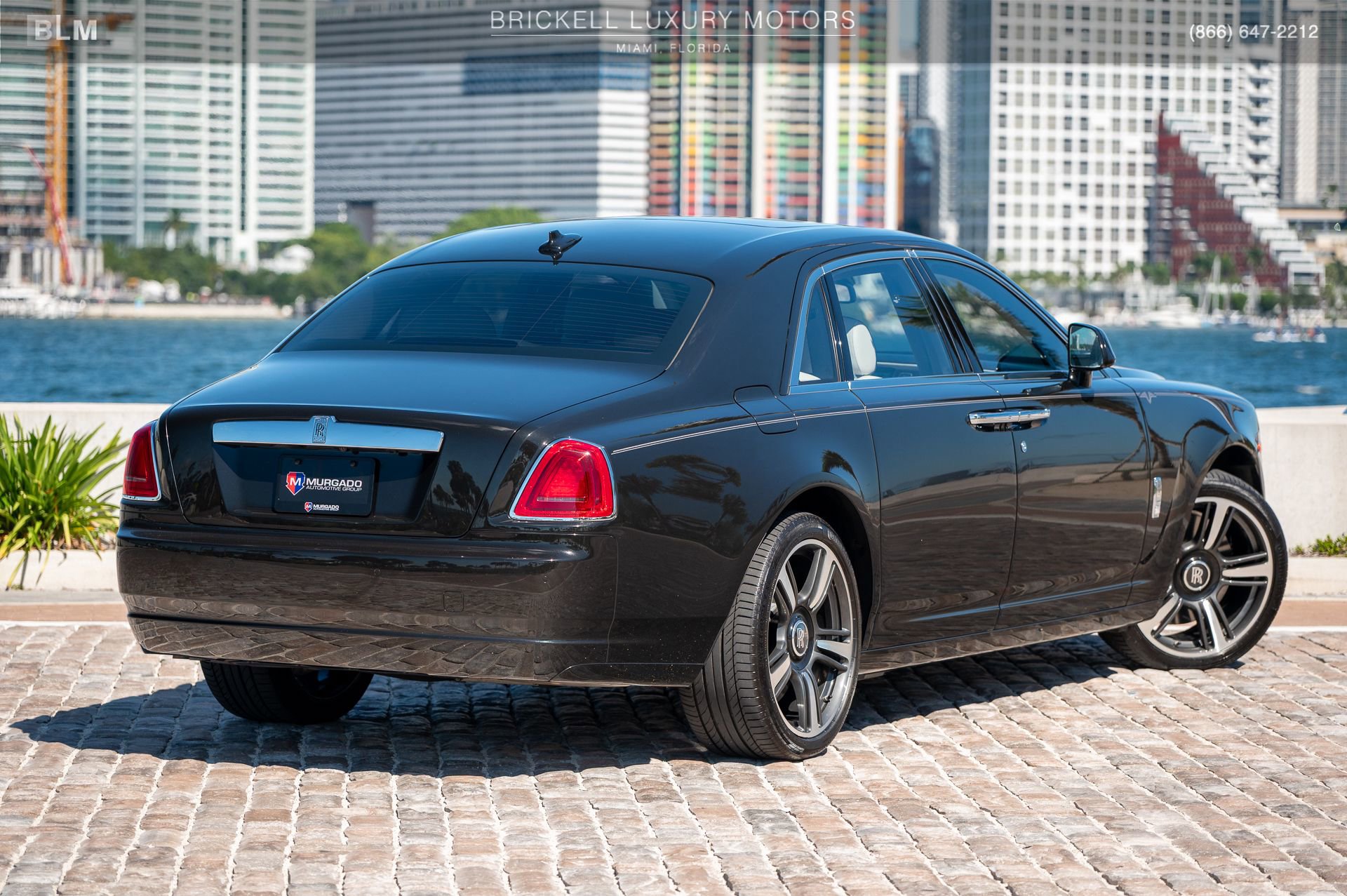 Used 2014 Rolls-Royce Ghost image 12