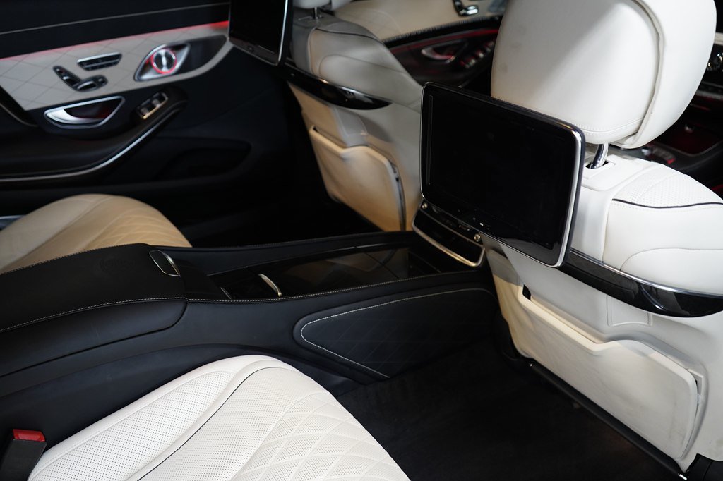 Used 2016 Mercedes-Benz Maybach S 600 image 21