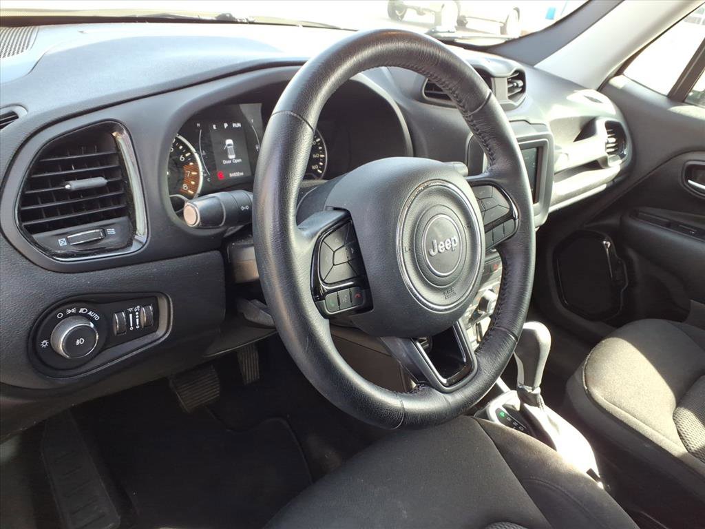 Used 2020 Jeep Renegade Altitude image 8