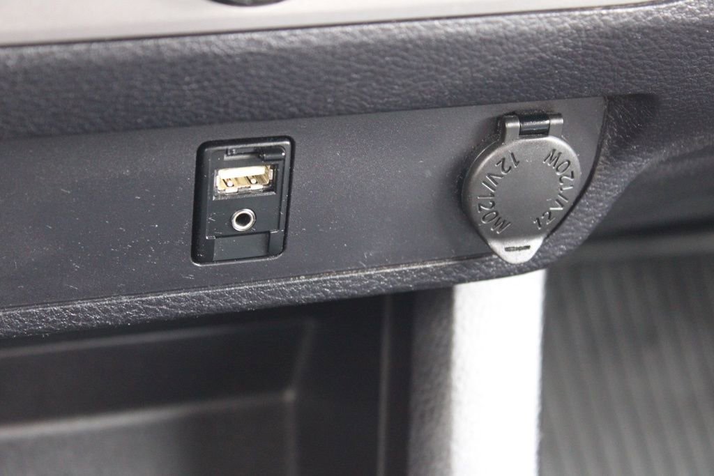 Used 2016 Toyota Tacoma SR5 image 33