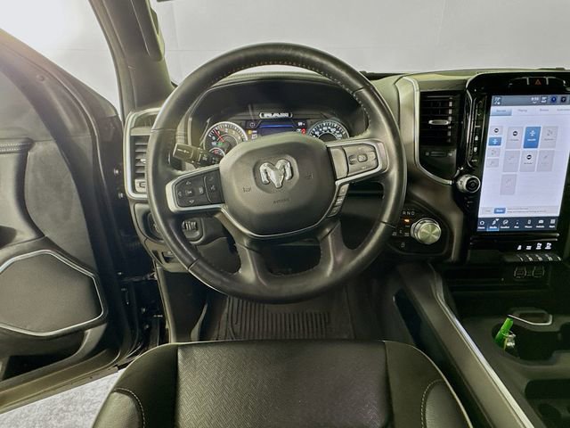 Used 2023 RAM 1500 Laramie AWD/4WD image 15