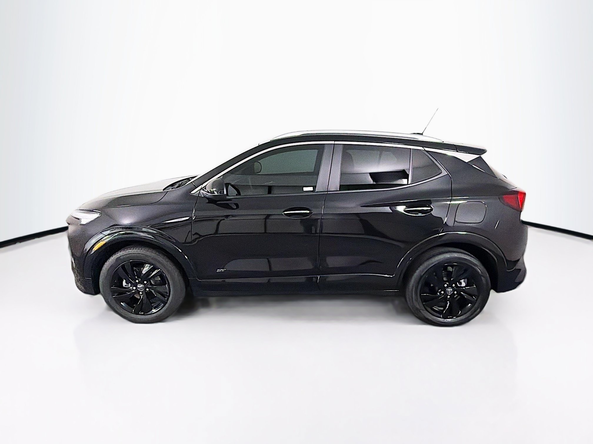 Used 2026 Buick Encore GX Sport Touring w/ Comfort Package FWD image 4