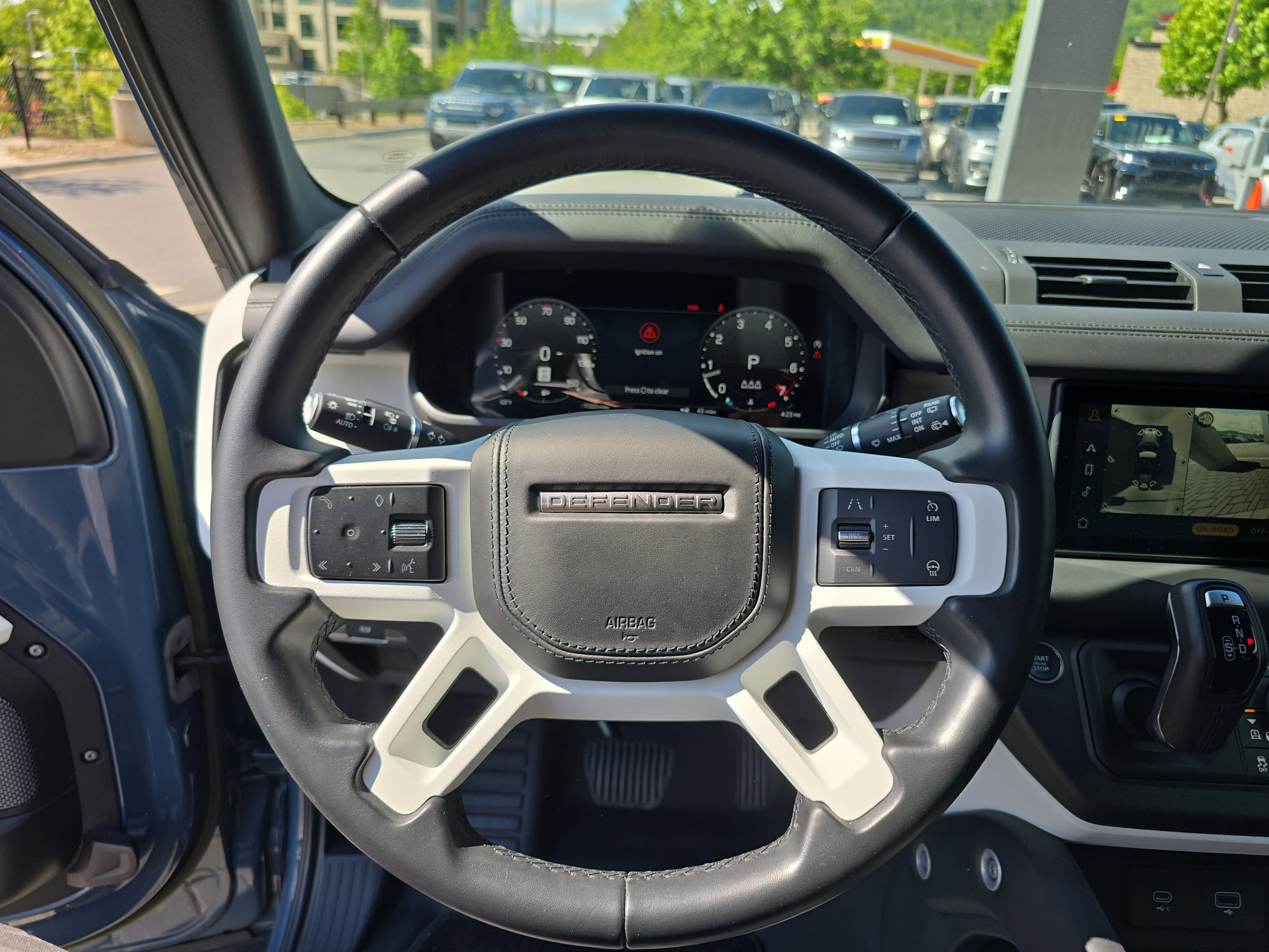Certified 2023 Land Rover Defender 110 S AWD/4WD image 31