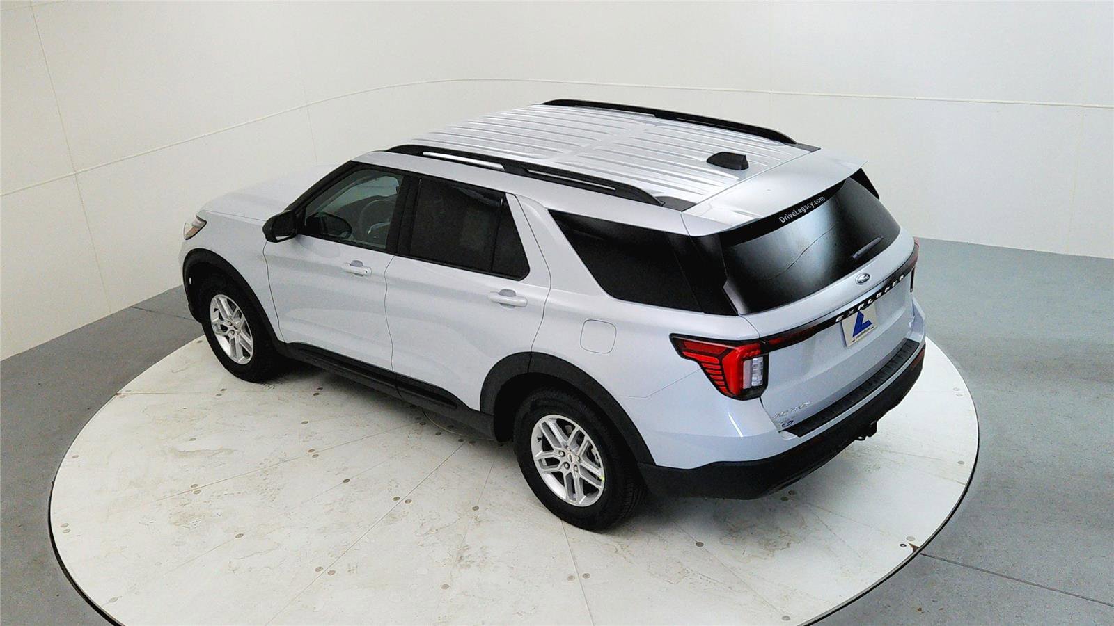 New 2026 Ford Explorer Active image 15