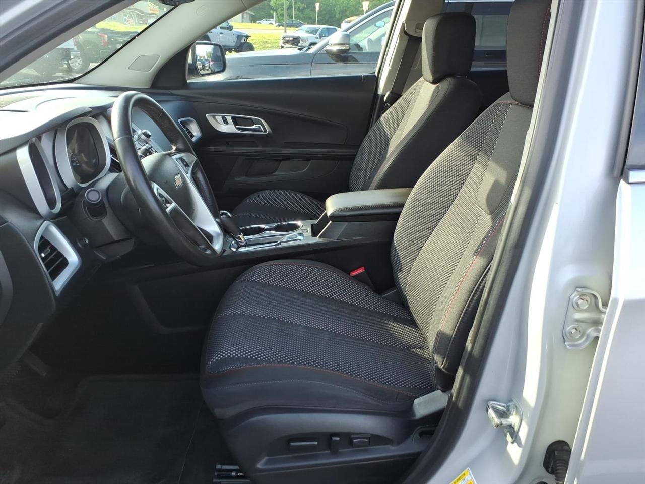 Used 2016 Chevrolet Equinox LT w/ Convenience Package FWD image 12