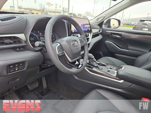 New 2026 Toyota Highlander Limited image 24