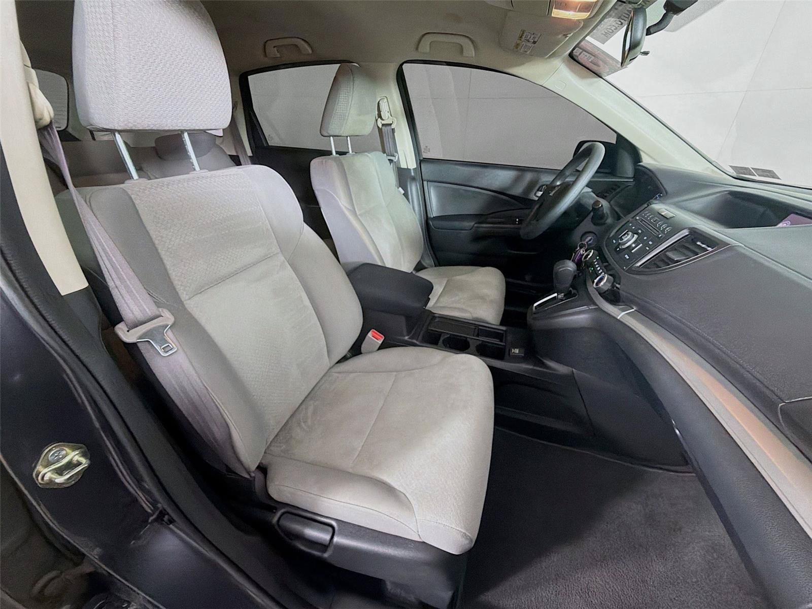 Used 2016 Honda CR-V LX image 29