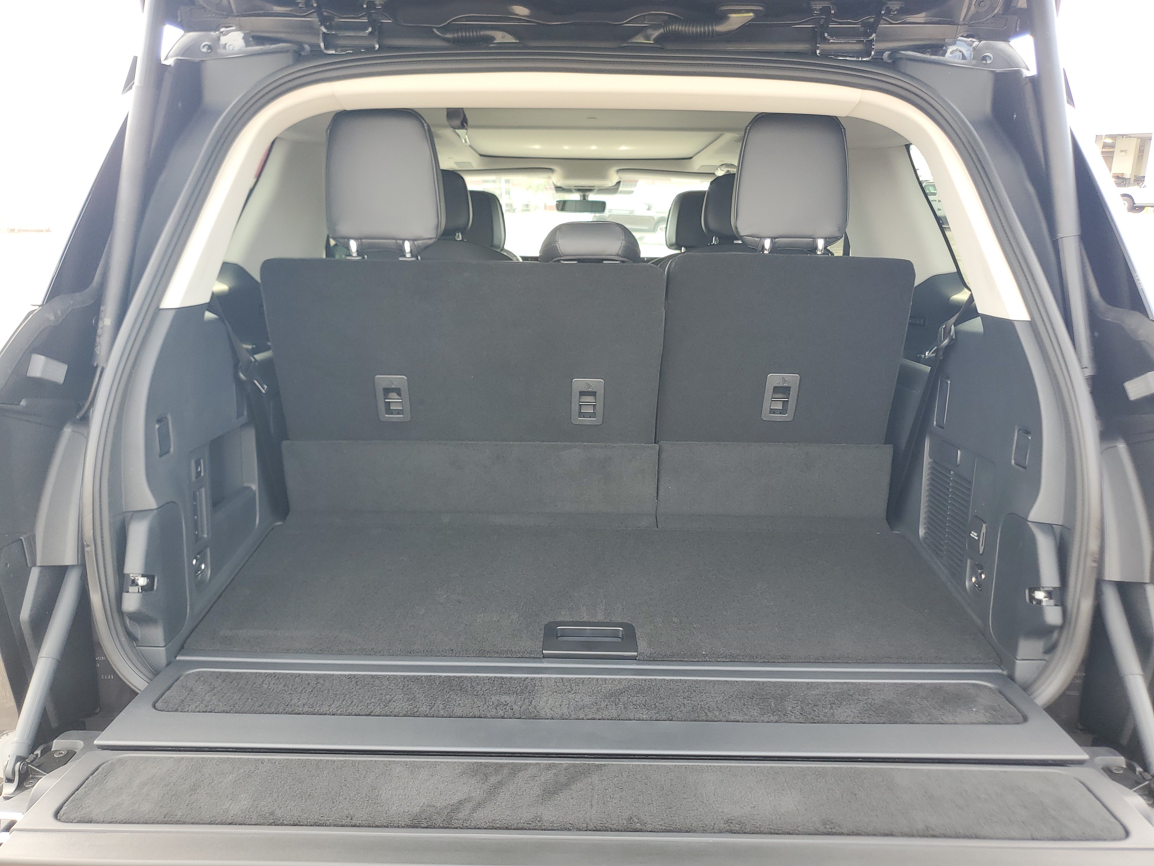 New 2027 Lincoln Navigator Reserve AWD/4WD image 32