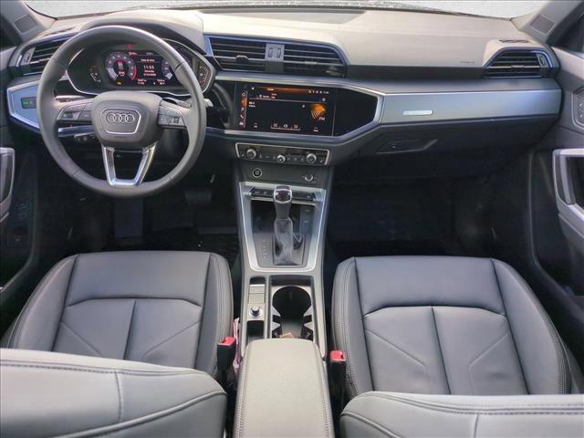 Used 2025 Audi Q3 2.0T Premium w/ Convenience Package image 24