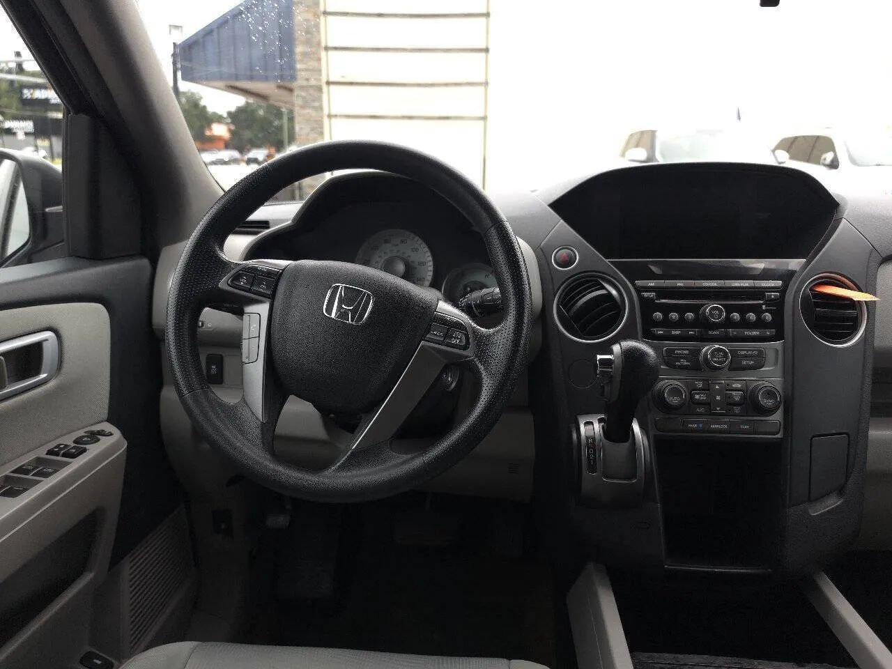 Used 2015 Honda Pilot LX image 17