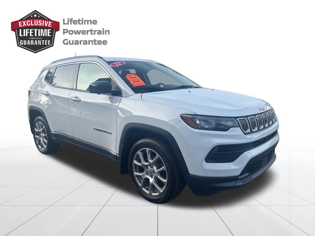 Used 2022 Jeep Compass Latitude w/ Sun and Sound Group image 7