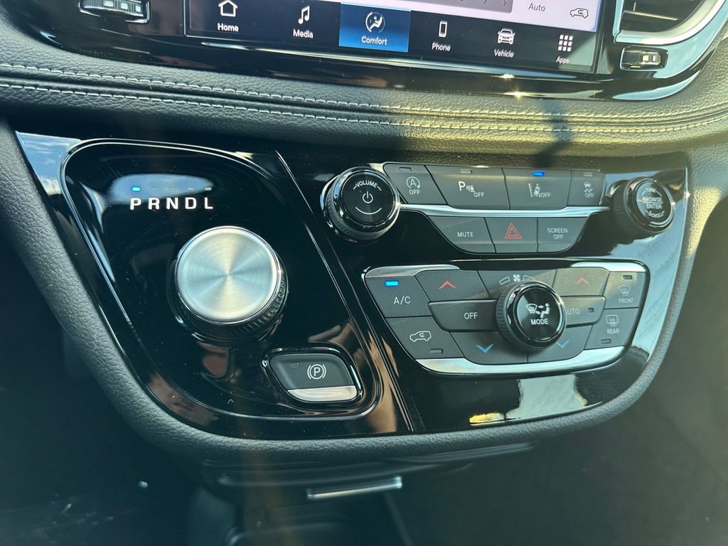 New 2026 Chrysler Pacifica Select image 20