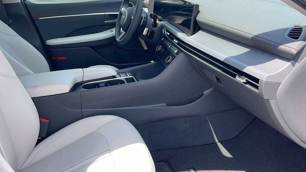 New 2025 Hyundai Sonata SEL image 32