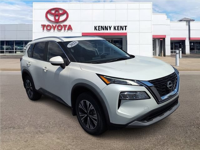Used 2023 Nissan Rogue SV w/ SV Premium B Package FWD image 1