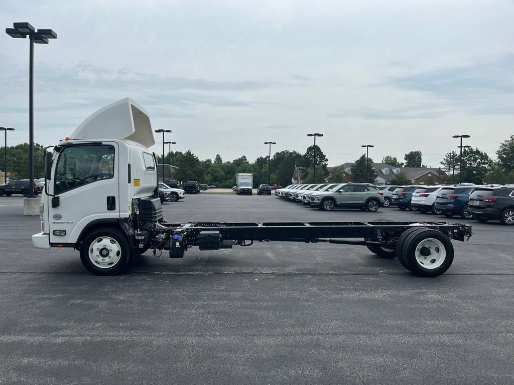 New 2023 Chevrolet Low Cab Forward 5500XD RWD image 4