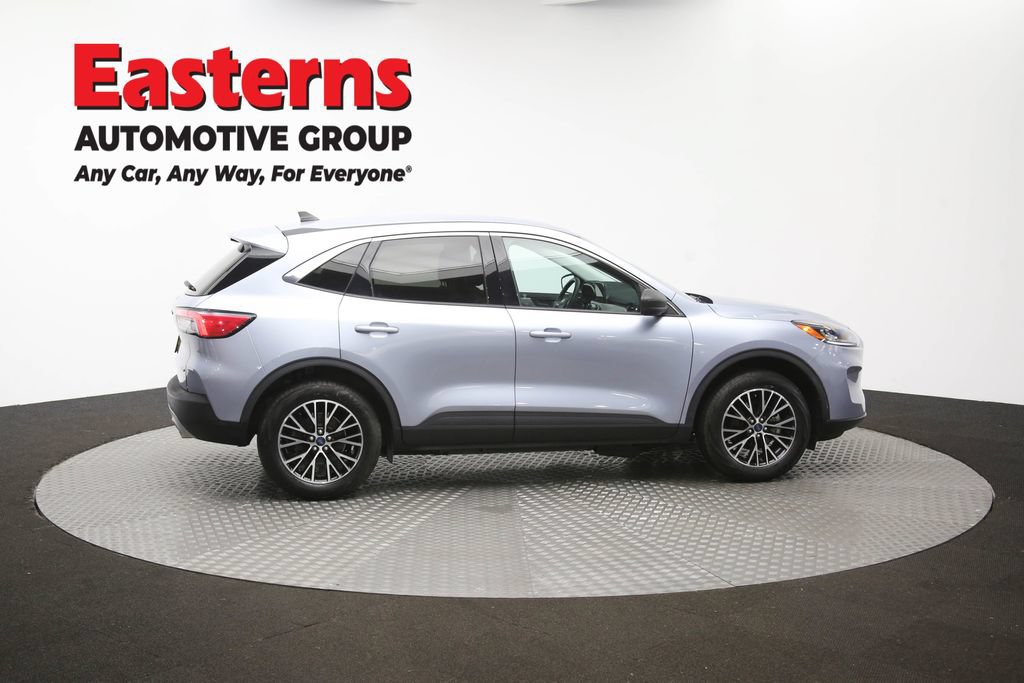 Used 2022 Ford Escape SE w/ Convenience Package FWD image 45