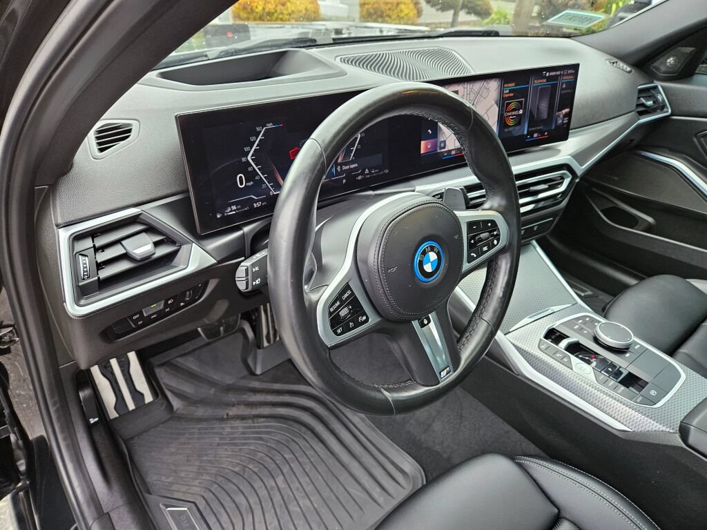 Used 2023 BMW 330e xDrive w/ M Sport Package AWD/4WD image 17