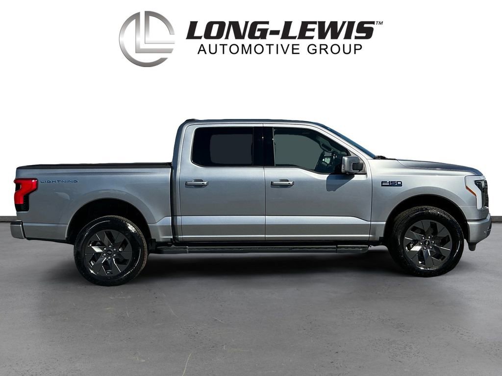 Used 2024 Ford F150 Lightning Lariat image 8