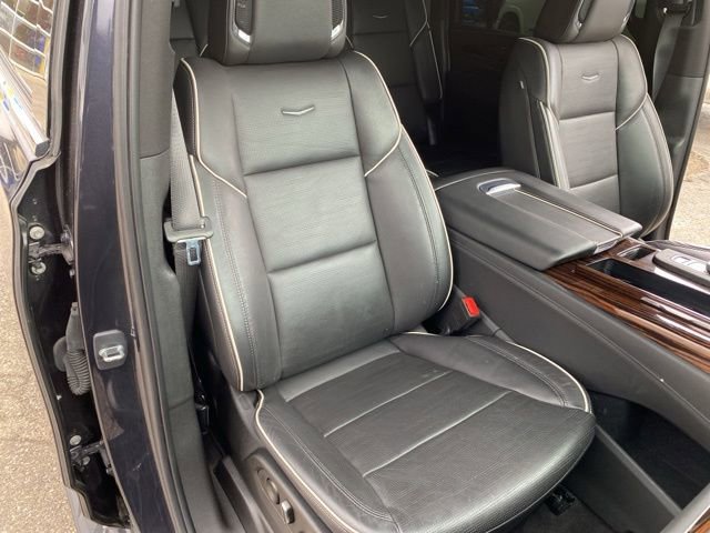 Used 2022 Cadillac Escalade ESV Premium Luxury AWD/4WD image 41