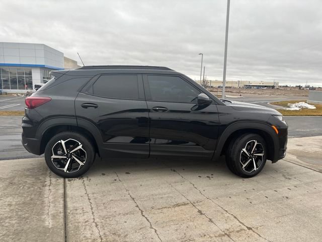 Certified 2023 Chevrolet TrailBlazer RS w/ Convenience Package image 2