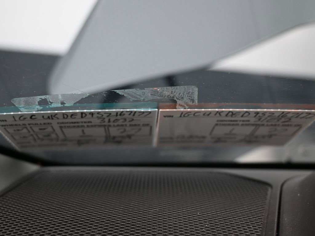 Used 2025 Chevrolet Silverado 1500 LT image 38