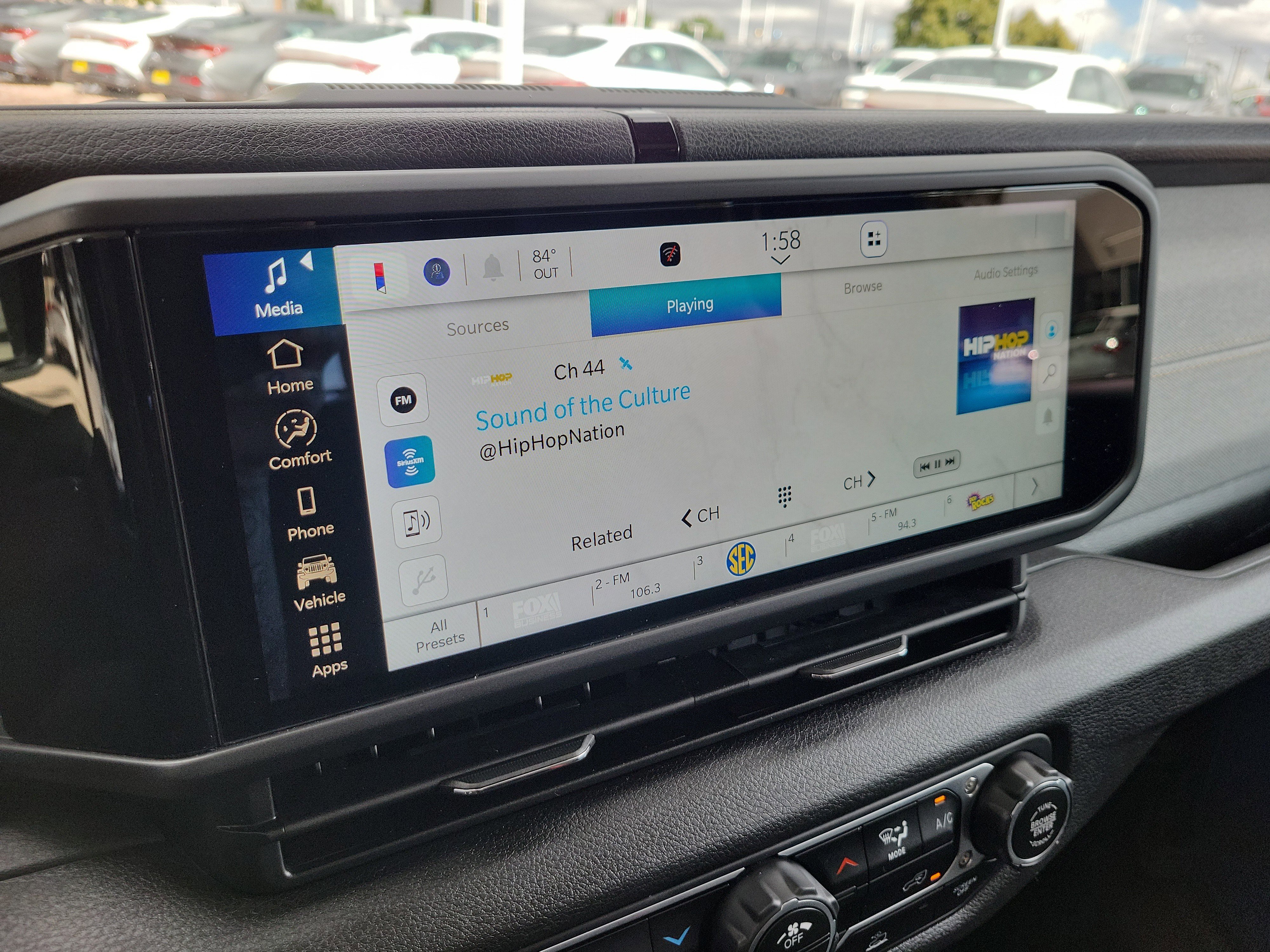 Used 2024 Jeep Gladiator Sport image 20