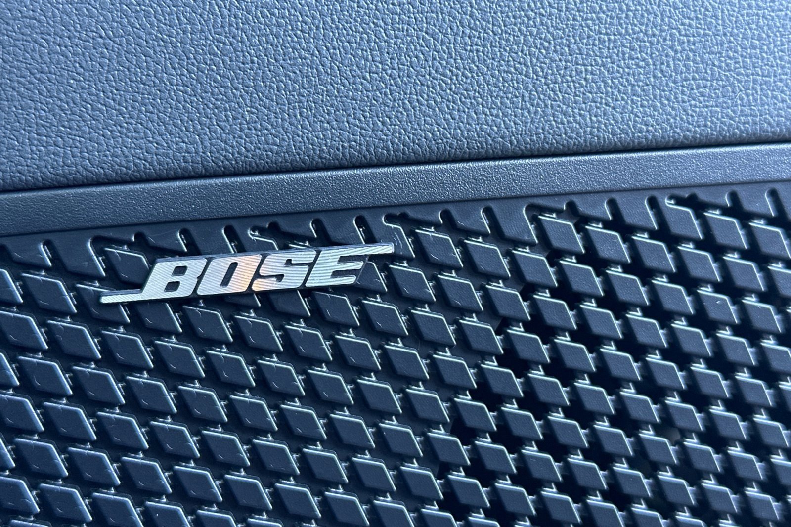 Used 2025 Hyundai Elantra Limited image 20