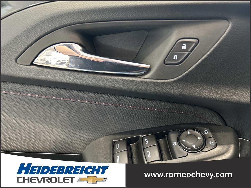 Certified 2023 Chevrolet TrailBlazer RS w/ Convenience Package image 11
