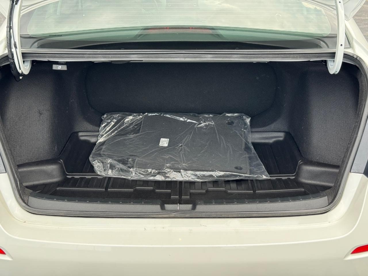 Used 2023 Honda Civic Sport image 5