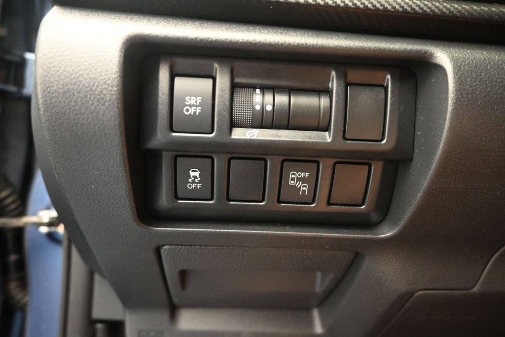 Used 2019 Subaru Crosstrek 2.0i Premium w/ Eyesight System AWD/4WD image 33