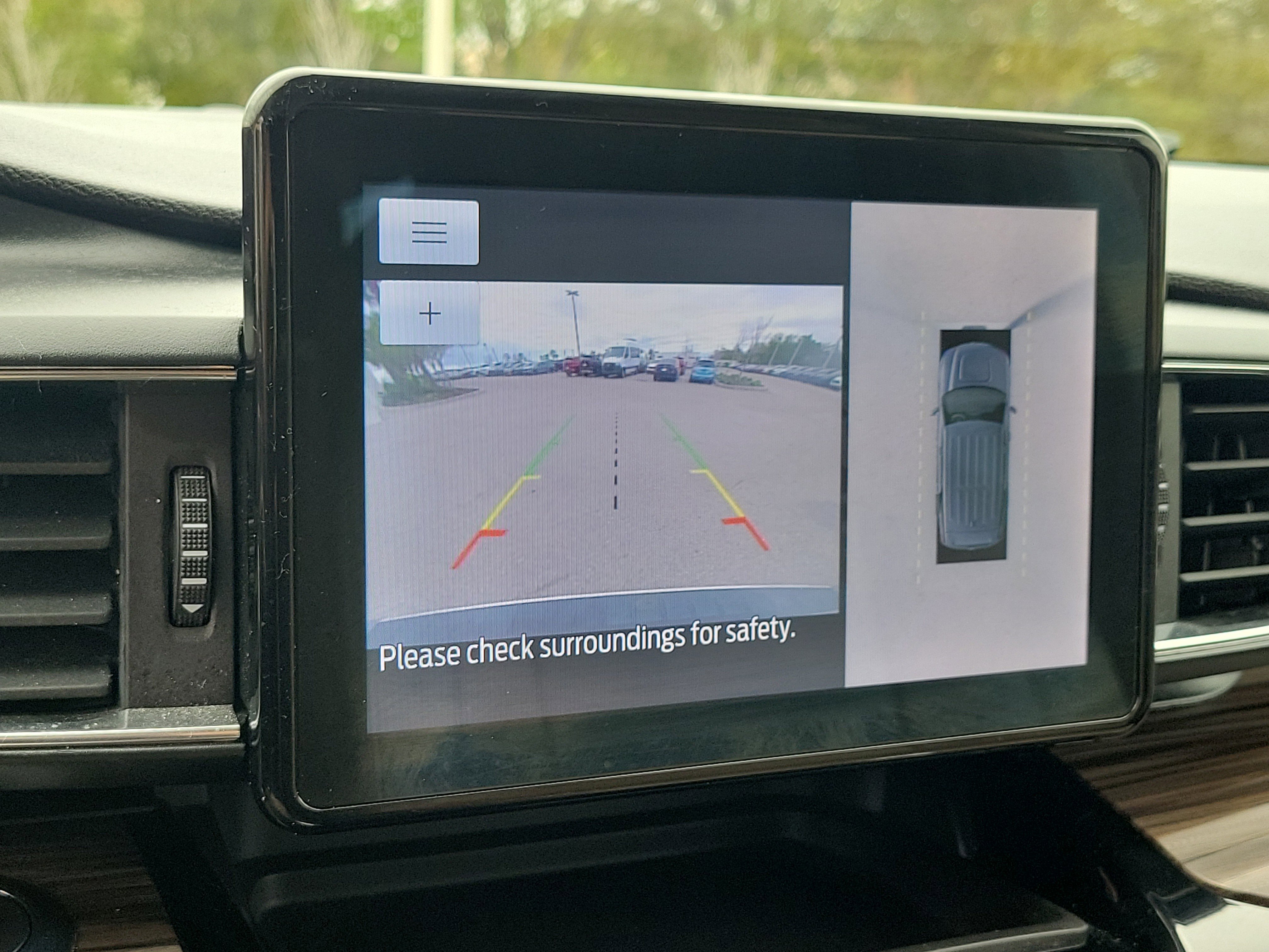 Used 2022 Ford Explorer Limited image 27