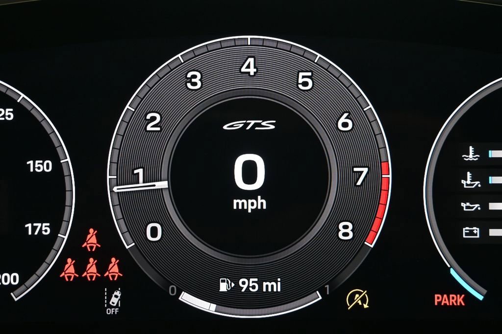 Certified 2025 Porsche Cayenne GTS AWD/4WD image 30