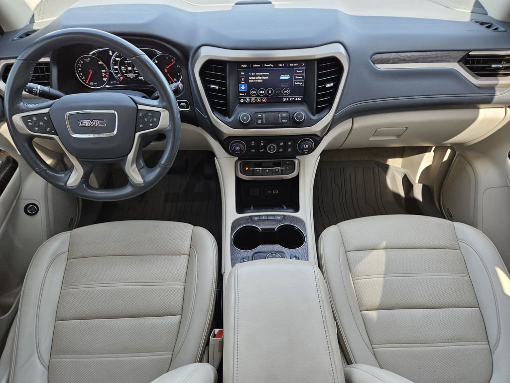 Used 2021 GMC Acadia Denali w/ Denali Ultimate Package AWD/4WD image 32