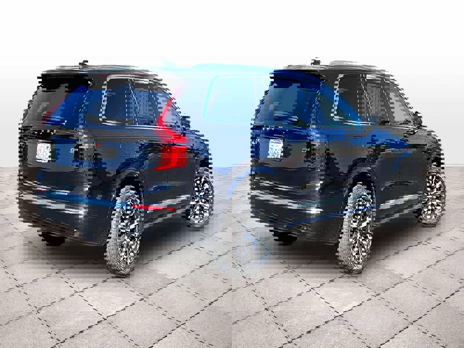 Used 2025 Volvo XC90 B5 Core w/ Protection Package Premier AWD/4WD image 15