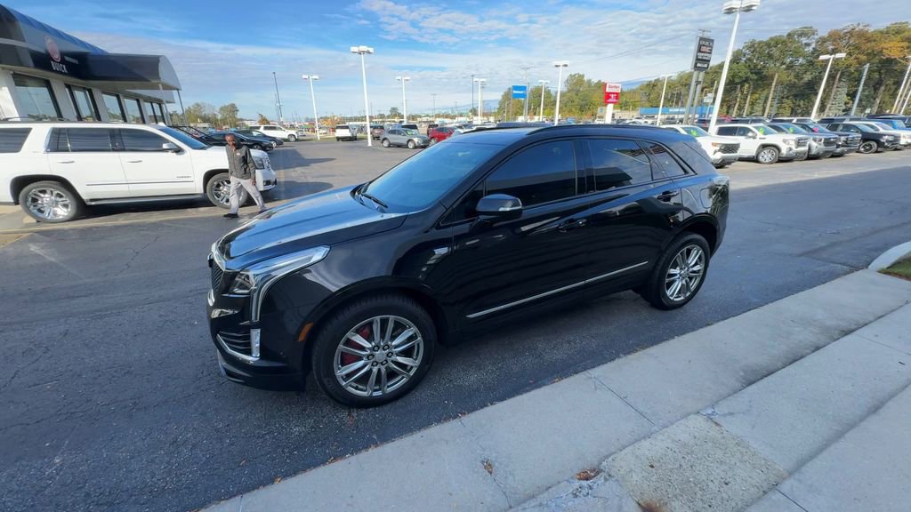 Certified 2023 Cadillac XT5 Sportv w/ Technology Package image 4