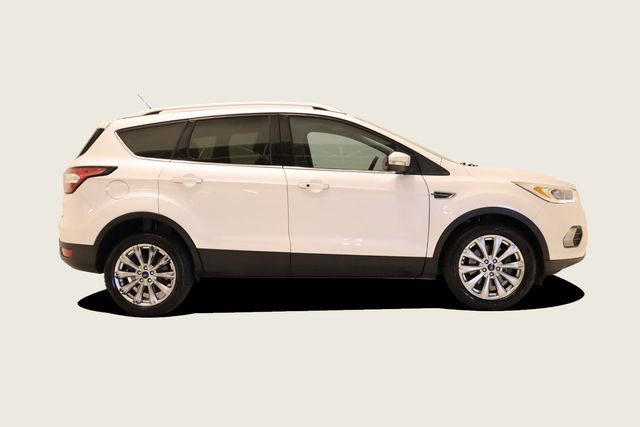 Used 2017 Ford Escape Titanium image 4