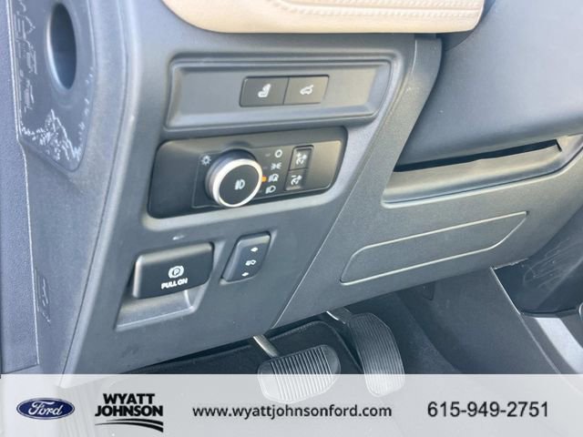 Used 2024 Ford Expedition Limited image 32