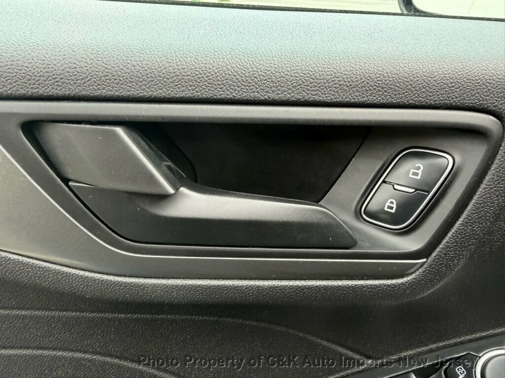 Used 2023 Ford Escape Active AWD/4WD image 18