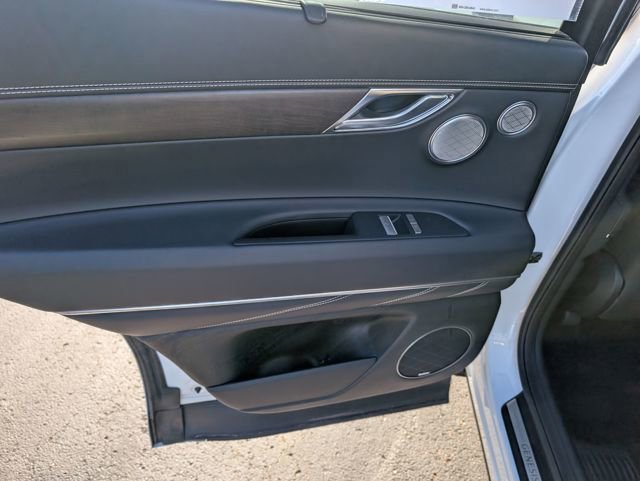 Used 2024 Genesis GV80 2.5T w/ Prestige Package image 10