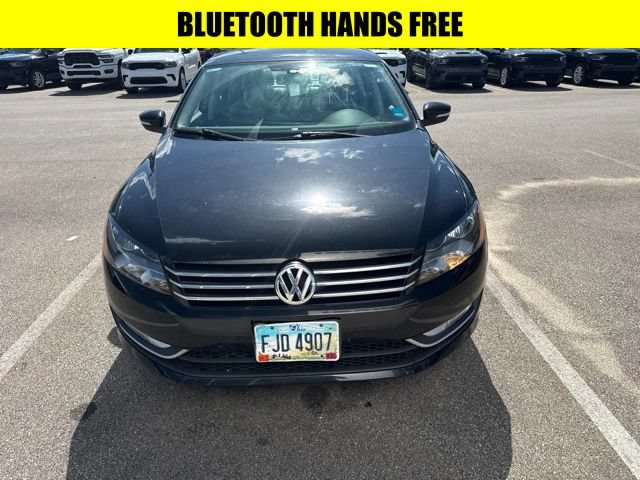Used 2015 Volkswagen Passat 1.8T Limited Edition FWD image 2